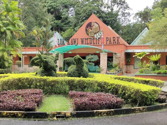 Lok Kawi Wildlife Park