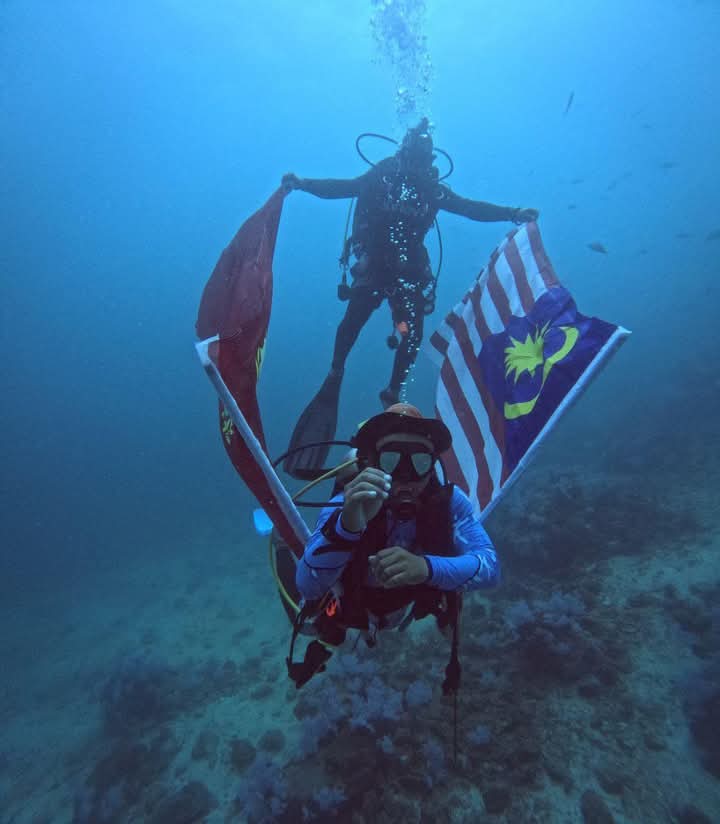 Intro Dive 1 & 2 Dives at Local Sites Island Langkawi for Non-Certified Diver