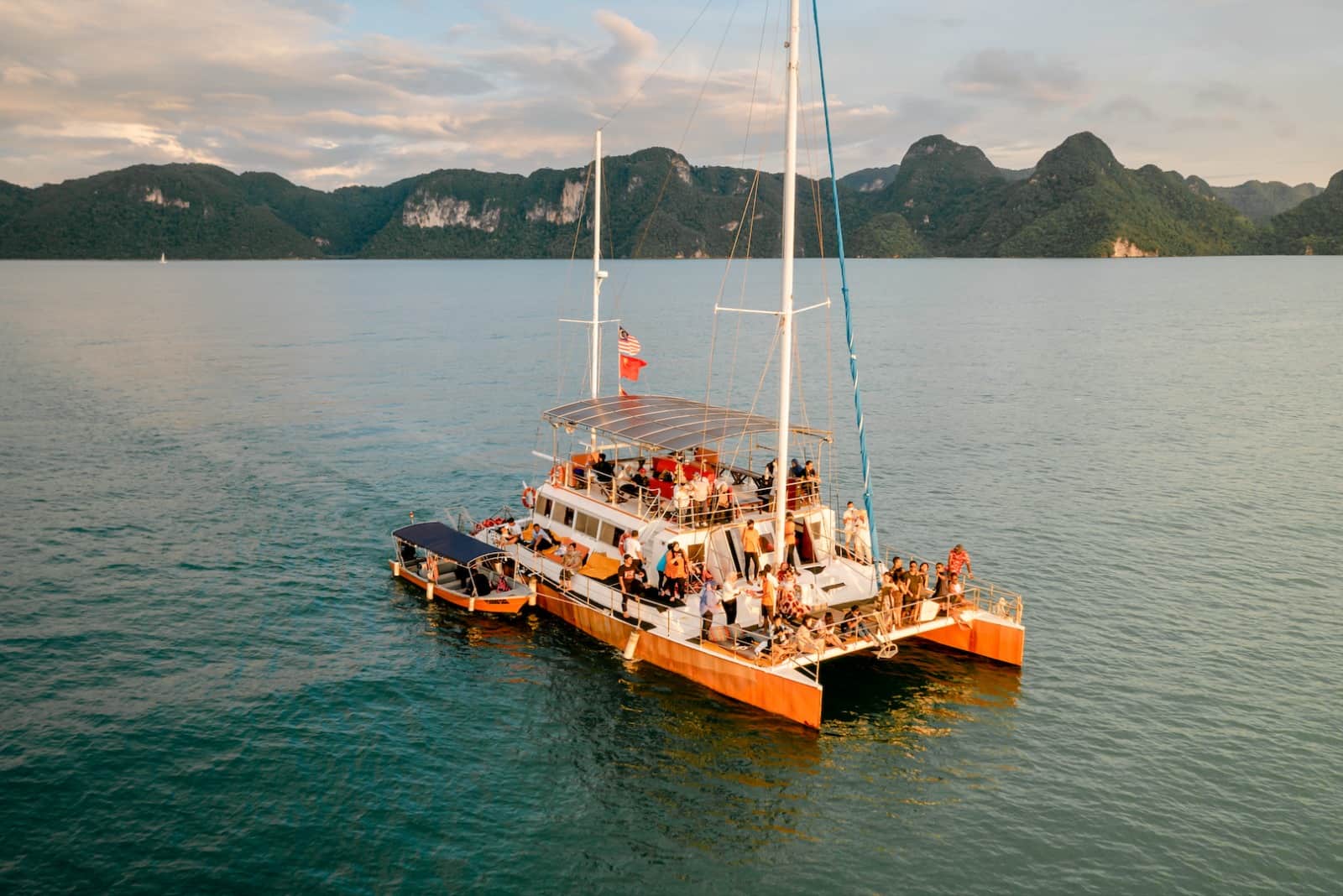 SUNSET CRUISE LANGKAWI - SEASATION